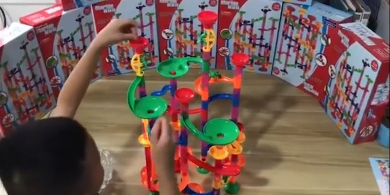 An image of Benefits and reasons for building a DIY marble run