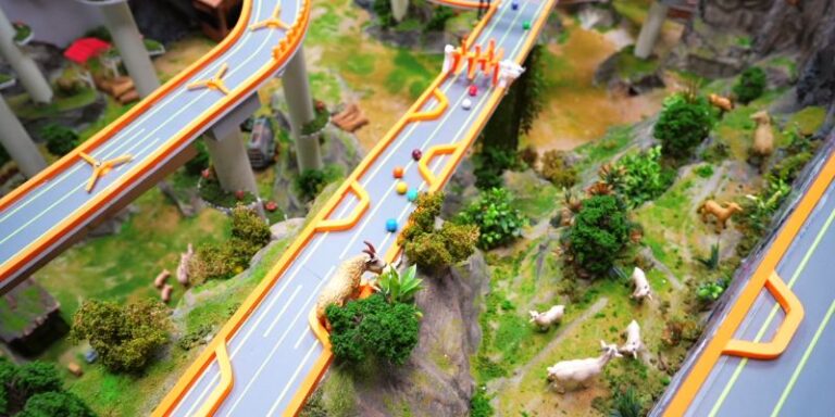 An image of Iconic marble racing track design